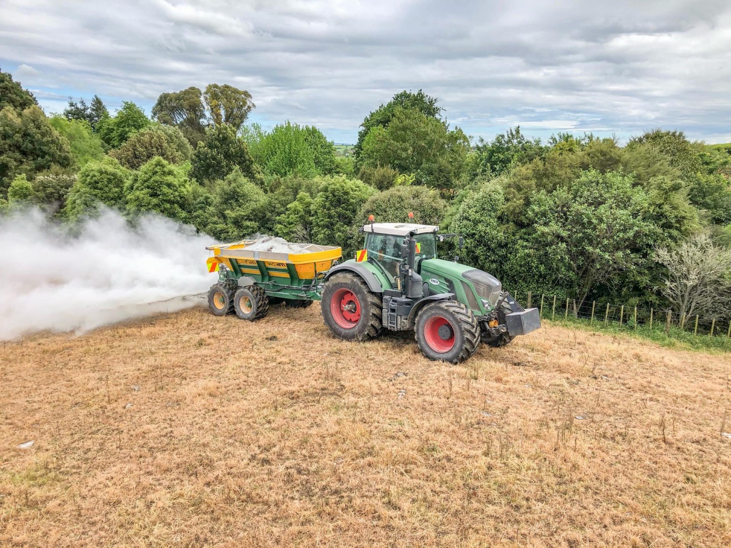 Fertilizer Lime Spreading Finch Contracting